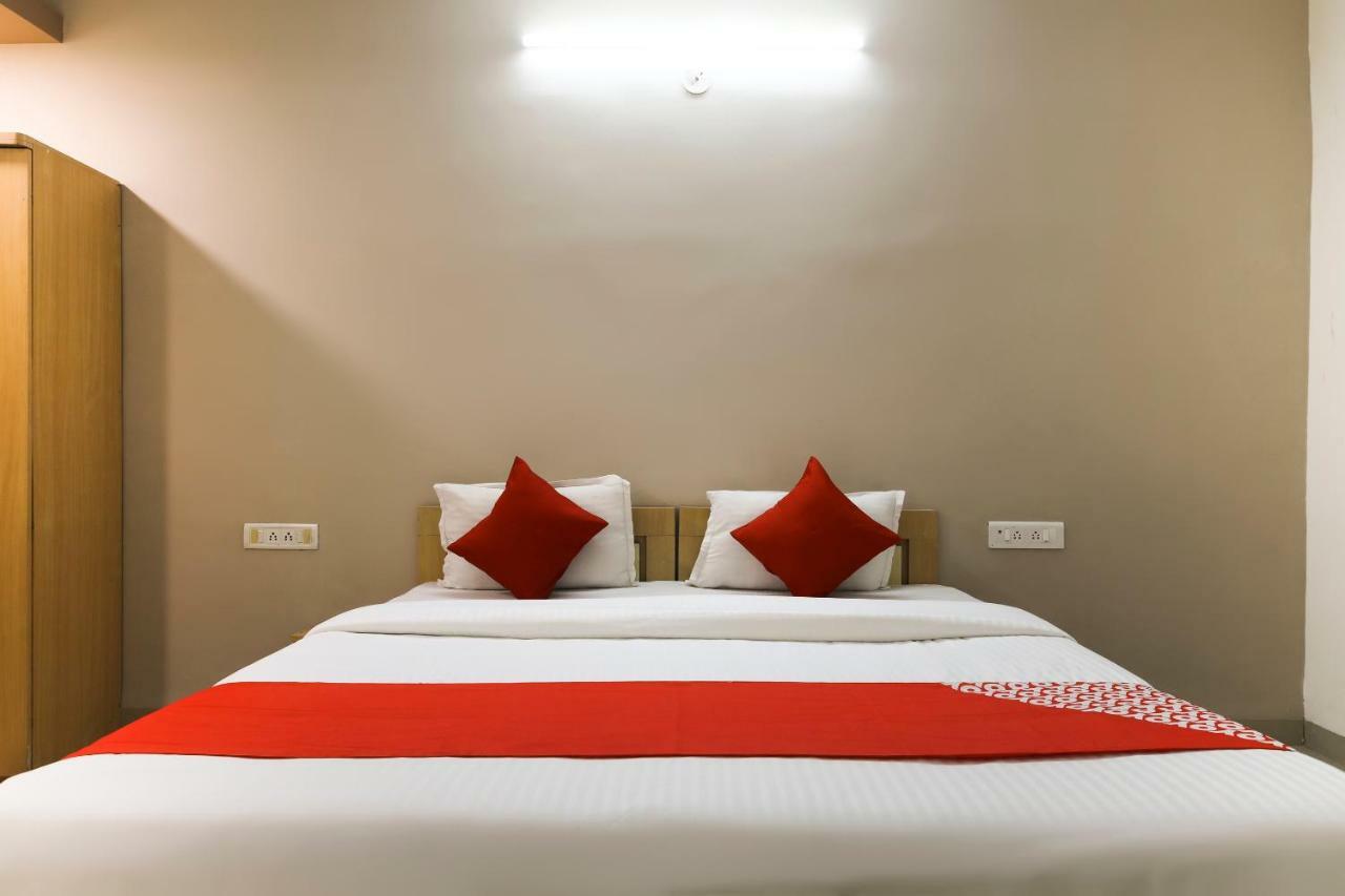 Oyo 43851 Hotel Virasat Mandu Ngoại thất bức ảnh